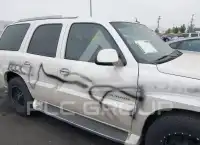 2003 Cadillac ESCALADE фото
