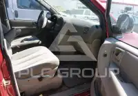 2003 Chrysler VOYAGER photo