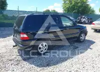2003 Mercedes Benz ML 320 photo