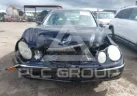 2003 Mercedes Benz E 320 фото