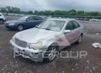 2003 Mercedes Benz C 240 фото