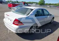 2003 Mercedes Benz C 240 фото