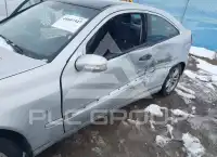 2003 Mercedes Benz C 230 фото