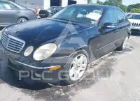 2003 Mercedes Benz E 500 photo