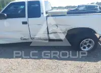 2003 GMC SONOMA photo
