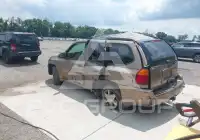 2003 GMC ENVOY photo