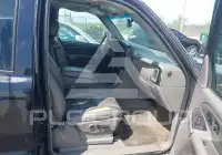 2003 GMC YUKON фото