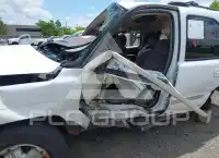 2003 GMC YUKON фото