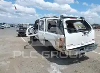 2003 GMC YUKON фото