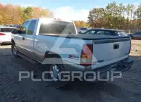 2003 GMC Sierra photo