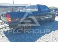2003 GMC Sierra photo