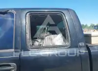 2003 GMC Sierra photo