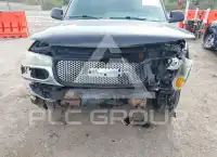 2003 GMC YUKON фото