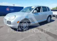2003 Porsche Cayenne photo