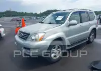 2003 Lexus GX470 photo