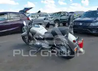 2003 Yamaha XVS1100 фото