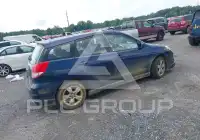 2003 Toyota MATRIX photo