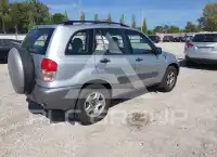 2003 Toyota RAV4 фото