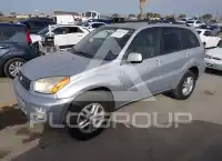 2003 Toyota RAV4 photo