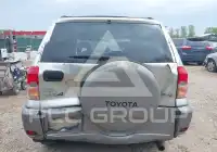 2003 Toyota RAV4 фото