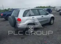 2003 Toyota RAV4 фото