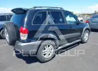 2003 Toyota RAV4 photo