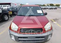2003 Toyota RAV4 photo