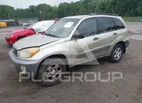 2003 Toyota RAV4 photo