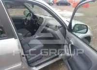 2003 Toyota RAV4 photo