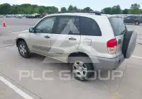 2003 Toyota RAV4 photo