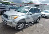 2003 Toyota RAV4 фото