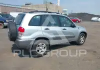 2003 Toyota RAV4 фото