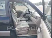 2003 Toyota RAV4 photo
