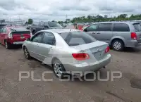 2003 Toyota COROLLA фото