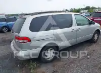 2003 Toyota SIENNA фото