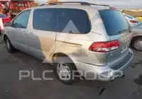 2003 Toyota SIENNA фото