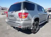 2003 Toyota SEQUOIA фото