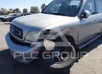 2003 Toyota SEQUOIA фото
