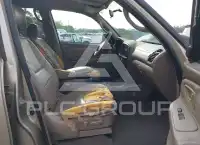 2003 Toyota SEQUOIA фото