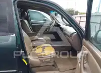 2003 Toyota SEQUOIA фото
