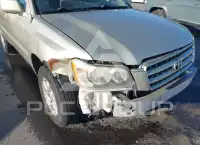 2003 Toyota Highlander фото