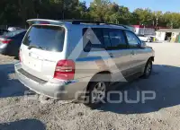 2003 Toyota Highlander photo