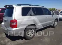 2003 Toyota Highlander фото