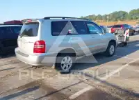 2003 Toyota Highlander photo