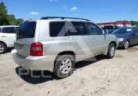 2003 Toyota Highlander photo