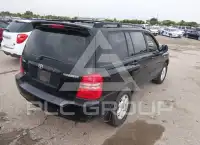 2003 Toyota Highlander photo