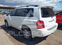 2003 Toyota Highlander photo
