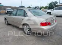 2003 Toyota AVALON photo