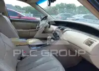 2003 Toyota AVALON фото