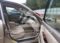 2003 Toyota AVALON photo